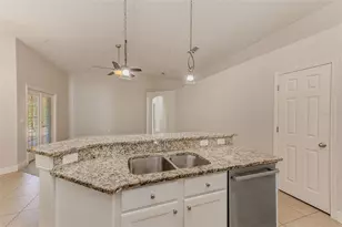 2134 Valterra Vista Way, Valrico, FL 33594 - Photo 7