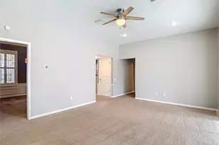 8708 Bay Laurel Ct, Tampa, FL 33647 - Photo 17