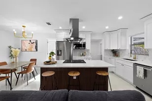 8315 Millwood Dr, Tampa, FL 33615 - Photo 13