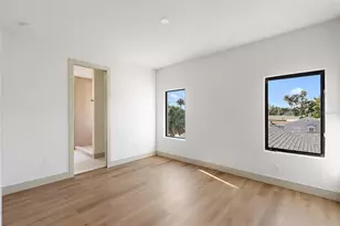 2320 W North B St, Tampa, FL 33609 - Photo 13