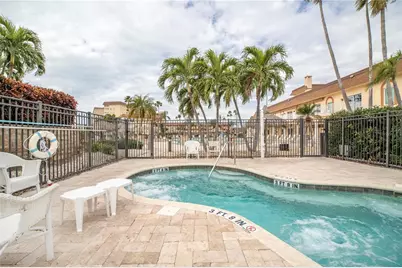 5020 Brittany Drive S #124, Saint Petersburg, FL 33715 - Photo 45