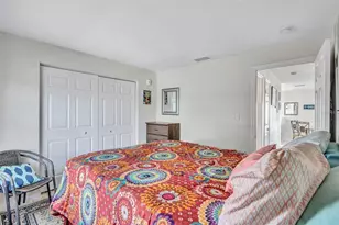 4875 Coquina Key Dr SE, Saint Petersburg, FL 33705 - Photo 19