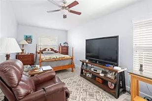 5649 Autumn Shire Dr, Zephyrhills, FL 33541 - Photo 21