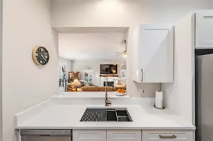 2792 Golf Lake Dr, Plant City, FL 33566 - Photo 7