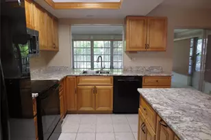 3235 E Dorchester Dr, Palm Harbor, FL 34684 - Photo 33