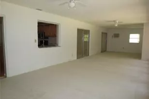 3235 E Dorchester Dr, Palm Harbor, FL 34684 - Photo 5