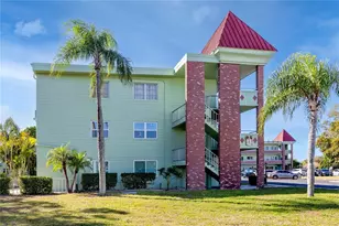 2359 Finlandia Ln, Clearwater, FL 33763 - Photo 3