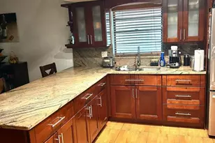 522 Wynnwood Dr, Brandon, FL 33511 - Photo 5