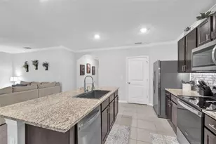 10228 Cloudburst Ct, Riverview, FL 33578 - Photo 13