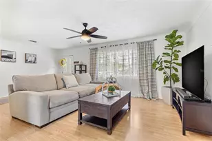 6190 36th Ave N, Saint Petersburg, FL 33710 - Photo 9