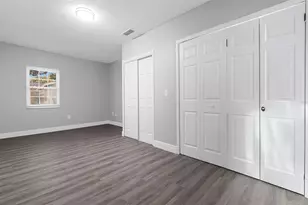 913 York Dr, Brandon, FL 33510 - Photo 23