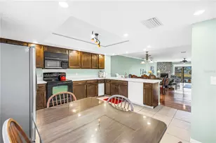 419 Haven Point Dr, Treasure Island, FL 33706 - Photo 25