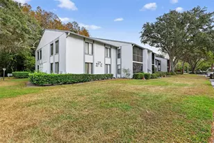 1258 Pine Ridge Cir W, Tarpon Springs, FL 34688 - Photo 5