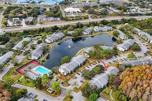 1258 Pine Ridge Cir W, Tarpon Springs, FL 34688 - Photo 3