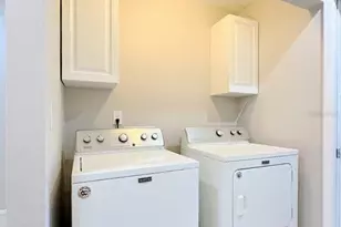 7135 Parkside Villas Dr N, Saint Petersburg, FL 33709 - Photo 13