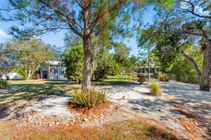 4852 Troydale Rd, Tampa, FL 33615 - Photo 65