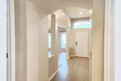 30712 Tremont Drive, Wesley Chapel, FL 33543 - Photo 17