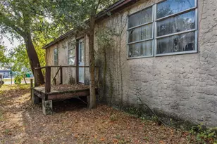 2509 Emma Cir, Tampa, FL 33614 - Photo 7