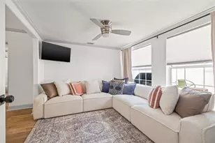 11225 2nd St E, Treasure Island, FL 33706 - Photo 11