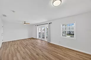 4872 Beach Dr SE, Saint Petersburg, FL 33705 - Photo 9