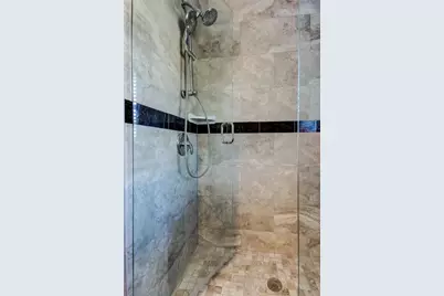 4105 W Oakellar Avenue, Tampa, FL 33611 - Photo 37