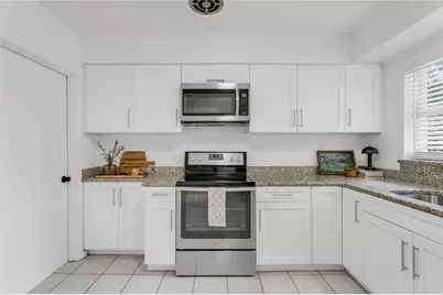 4105 W Oakellar Avenue, Tampa, FL 33611 - Photo 21