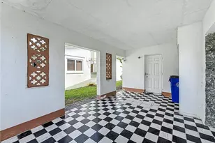 5139 NW 43rd Ct, Lauderdale Lakes, FL 33319 - Photo 11