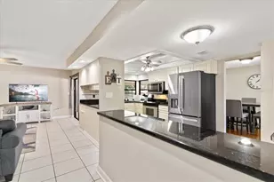 9428 Laura Anne Dr, Seminole, FL 33776 - Photo 11