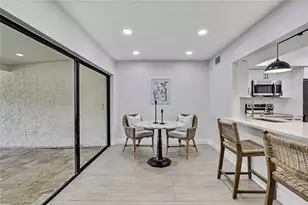 4354 Outrigger Ln, Tampa, FL 33615 - Photo 15