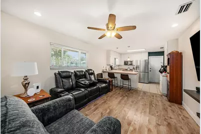 12710 Greenmoor Drive, Tampa, FL 33618 - Photo 13