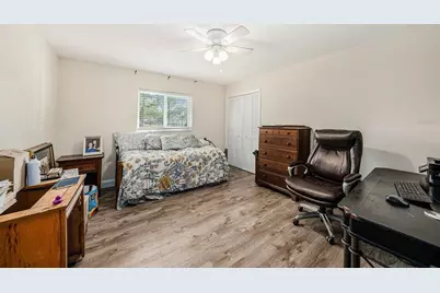 12710 Greenmoor Drive, Tampa, FL 33618 - Photo 17