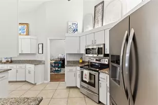 3734 Thornbush Ln, New Port Richey, FL 34655 - Photo 9