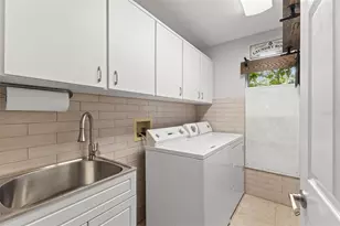 3734 Thornbush Ln, New Port Richey, FL 34655 - Photo 17