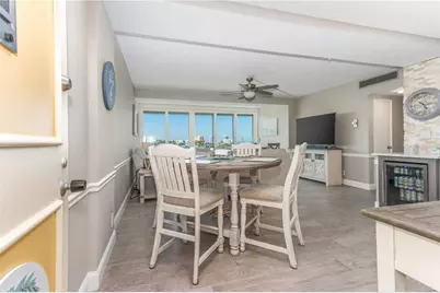 31 Island Way #409, Clearwater Beach, FL 33767 - Photo 7