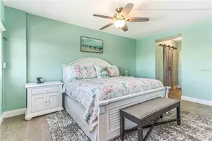 31 Island Way, Clearwater Beach, FL 33767 - Photo 21