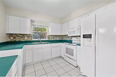 2762 Haverhill Court #41D, Clearwater, FL 33761 - Photo 13