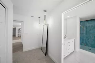 5884 51st St S, Saint Petersburg, FL 33715 - Photo 31