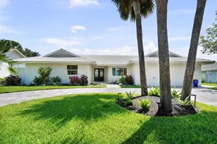 5884 51st St S, Saint Petersburg, FL 33715 - Photo 65