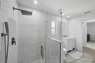 5884 51st St S, Saint Petersburg, FL 33715 - Photo 49