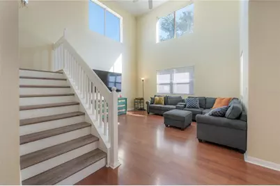 7808 Carriage Pointe Drive, Gibsonton, FL 33534 - Photo 9