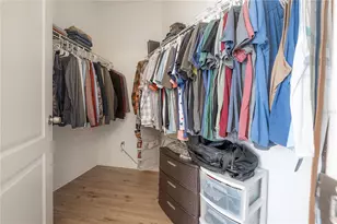 7808 Carriage Pointe Dr, Gibsonton, FL 33534 - Photo 35