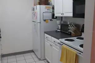 9106 Tudor Dr, Tampa, FL 33615 - Photo 5