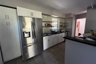 412 W Lake Summit Dr, Winter Haven, FL 33884 - Photo 3