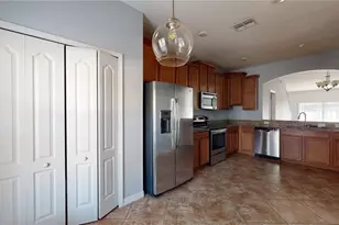 31150 Gossamer Way, Wesley Chapel, FL 33543 - Photo 7