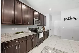 7512 Sunshine Bridge Ave, Gibsonton, FL 33534 - Photo 15