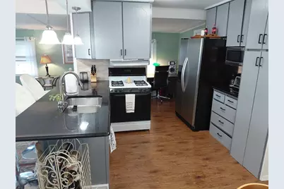 980 7th Street NW #1, Largo, FL 33770 - Photo 7