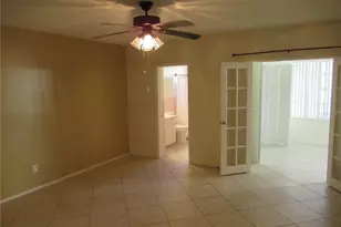 2402 Ecuadorian Way, Clearwater, FL 33763 - Photo 11