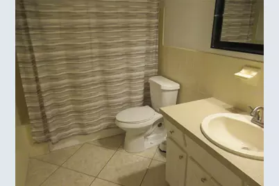 2402 Ecuadorian Way #8, Clearwater, FL 33763 - Photo 21