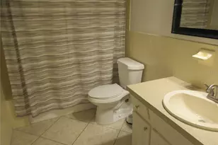 2402 Ecuadorian Way, Clearwater, FL 33763 - Photo 21