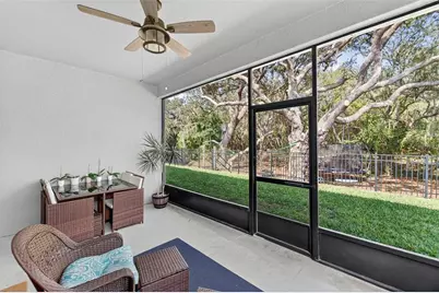 11404 Blue Woods Drive, Riverview, FL 33569 - Photo 9